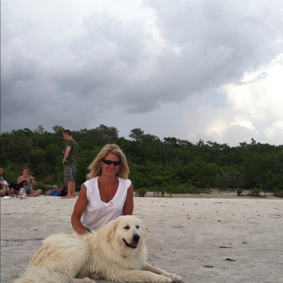 Meet your Posher, Anna - Picture 2 of 2